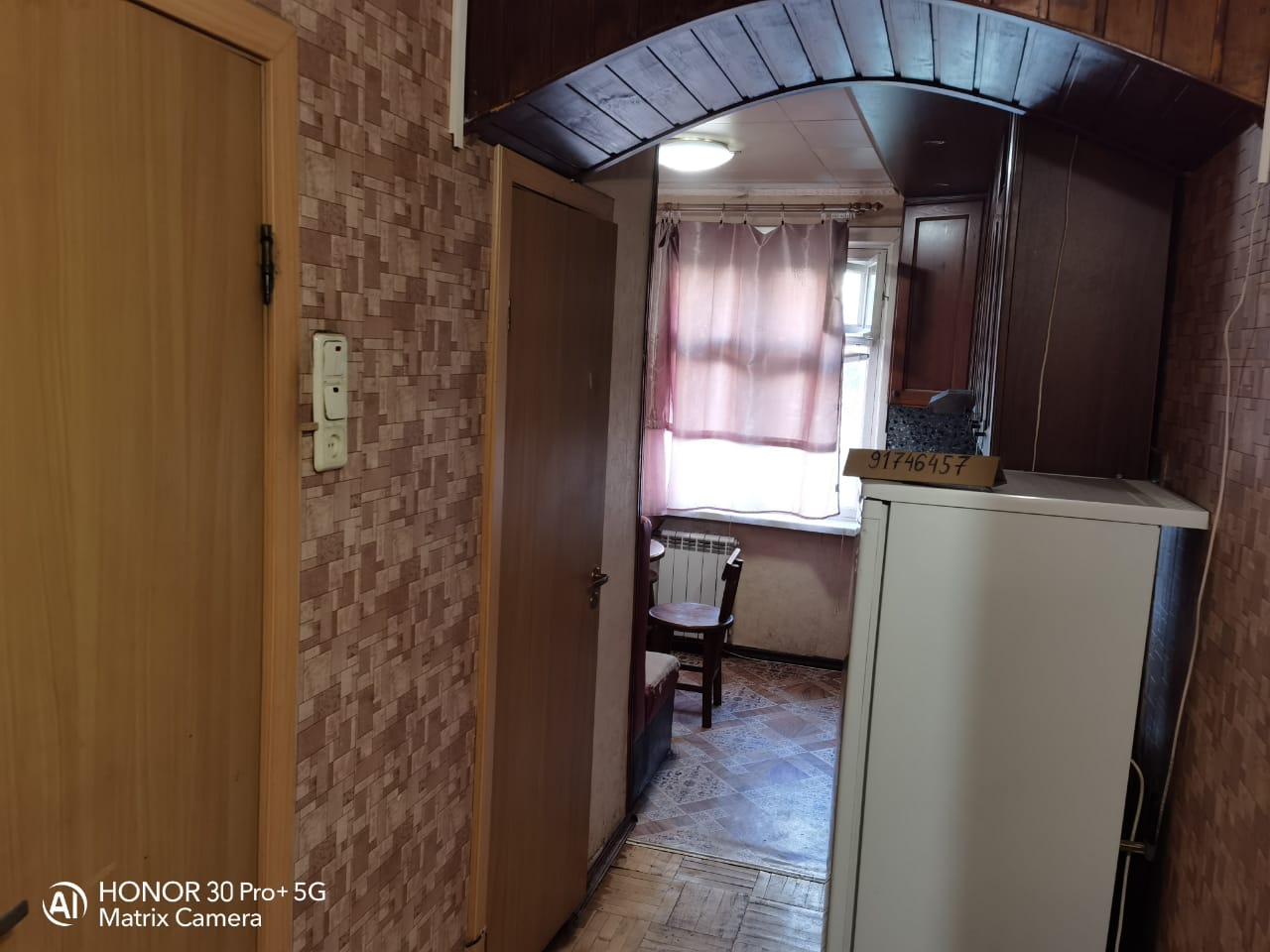 Двухкомнатная квартира на улице Машинцева в Химках. Холодильник
